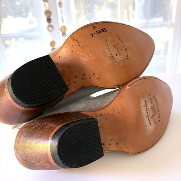 Idyllwind, charmed Life Blue Suede Distressed Western Boots - Picture 5 of 11